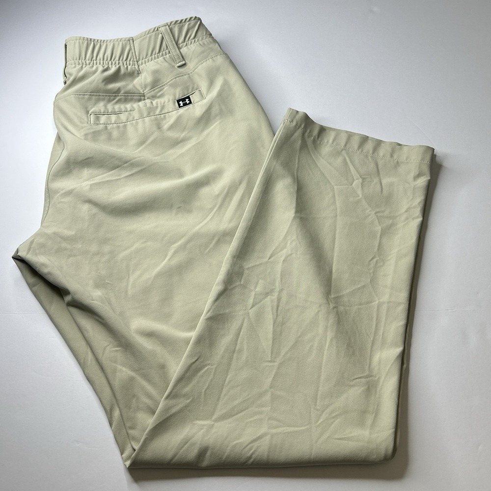 Under Armour Men's Golf Pants 36 Size 36x32 Khaki Tan